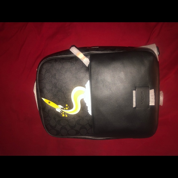 WESTWAY BACKPACK IN SIGNATURE CANVAS TRIUMPH MOTIF - Picture 4 of 4